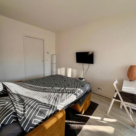Hanahome 2 Adultes Parking Prive Business & Tourisme Le Chesnay  Exterior foto